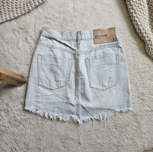 NWT One teaspoon 2020 mini denim skirt - Picture 6 of 9